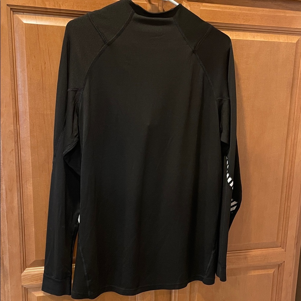 Helly Hansen Black Performance Under Layer Top Wi… - image 5